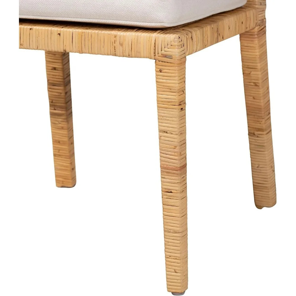 Moderner Esszimmerstuhl „Sofia“ aus Naturholz und Rattan – Neutrale Farbtöne für Wohnzimmer und Essbereich